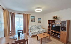 Chc - Apartamento Canarina